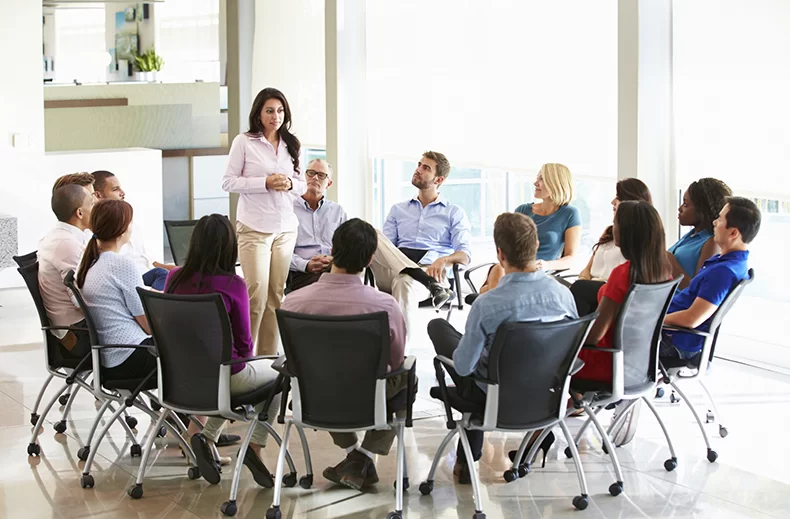 Verbessern Sie Ihre Fähigkeiten bei Expertenschulungen und Workshops